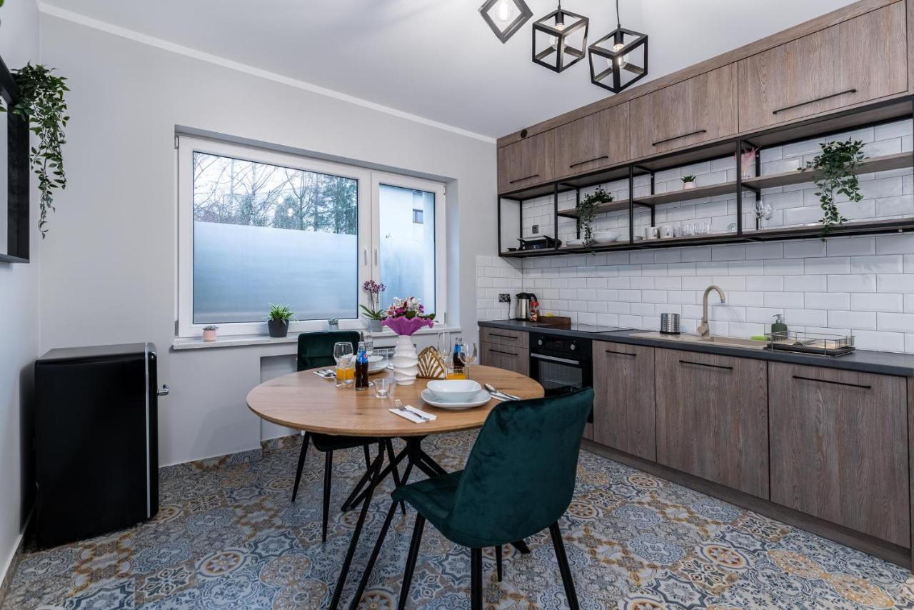 Exclusive Apartment Centrum 2 Wadowice Luaran gambar