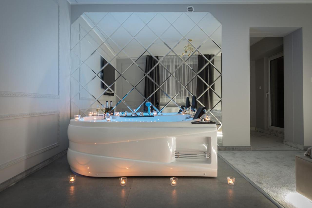 Exclusive Apartment Centrum 2 Wadowice Luaran gambar